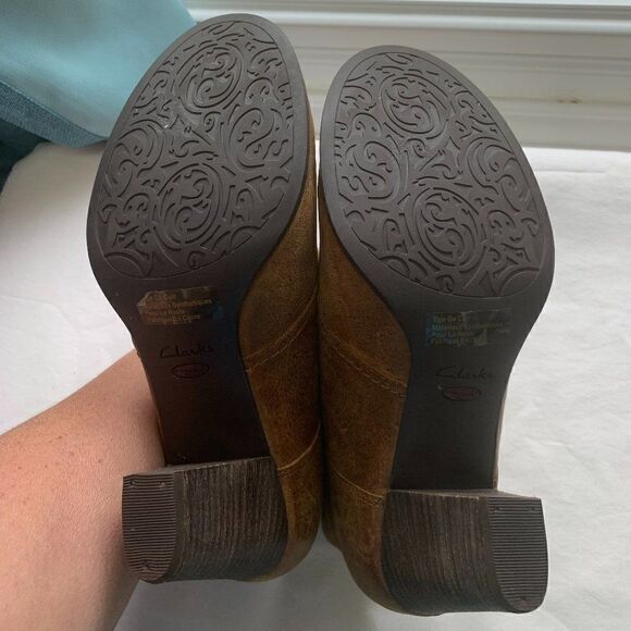 Clarks Ankle Booties, Light Brown, Lace Up, Sz 9.5 - Picture 6 of 9
